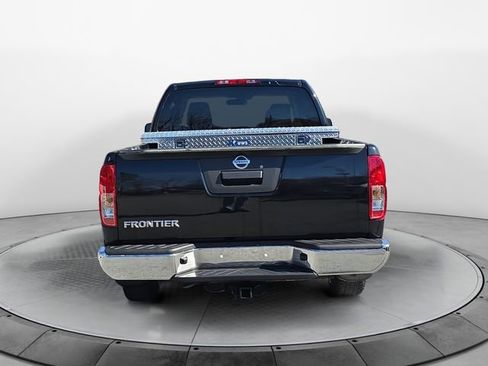 Used 2018 Nissan Frontier S image 4