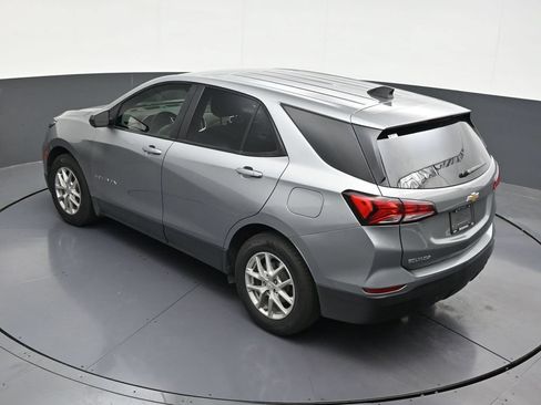 Used 2023 Chevrolet Equinox LS w/ LS Convenience Package FWD image 20
