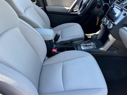 Used 2016 Subaru Forester 2.5i Premium w/ Popular Package #1 AWD/4WD image 16