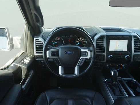 Used 2020 Ford F150 Platinum w/ Equipment Group 701A Luxury AWD/4WD image 22