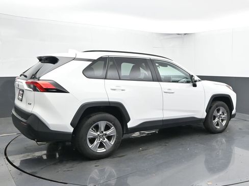 Used 2025 Toyota RAV4 XLE image 11