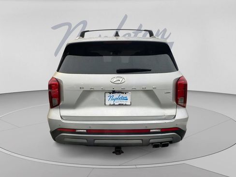 Used 2023 Hyundai Palisade SEL AWD/4WD image 8