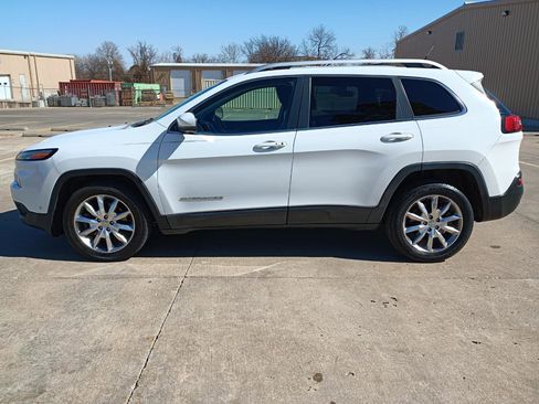 Used 2014 Jeep Cherokee Limited w/ Technology Group image 7
