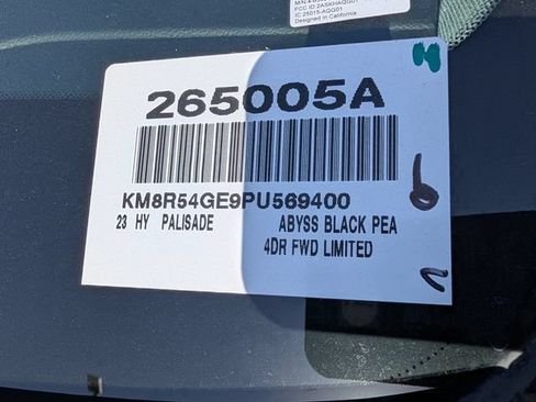 Used 2023 Hyundai Palisade Limited w/ Cargo Package FWD image 36