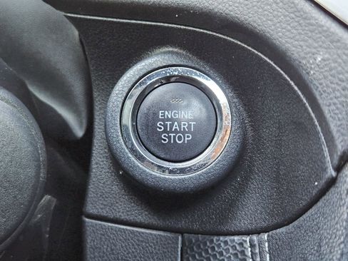 Used 2023 Subaru Forester Limited image 20