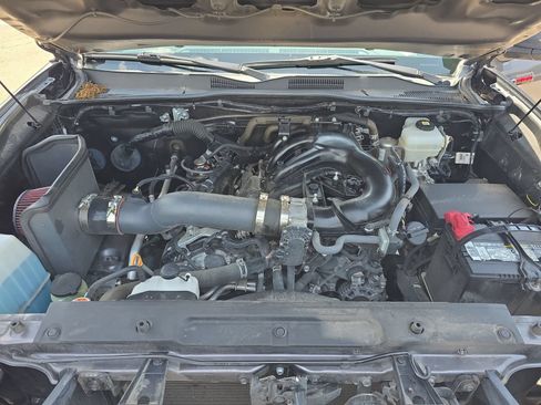 Used 2021 Toyota Tacoma TRD Pro AWD/4WD image 33