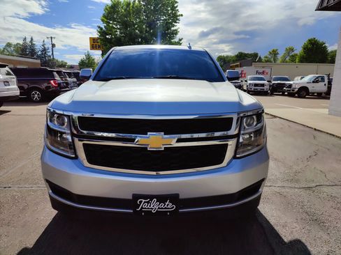 Used 2017 Chevrolet Tahoe LT AWD/4WD image 3