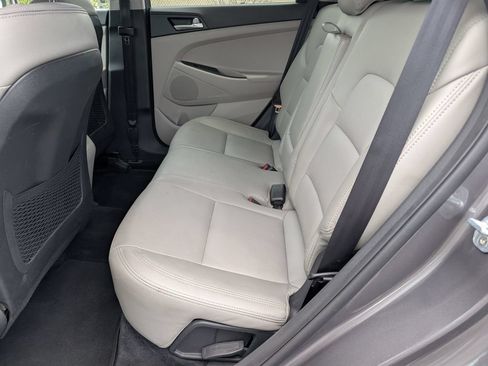 Used 2020 Hyundai Tucson Value FWD image 10