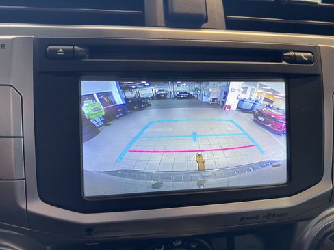 Used 2019 Toyota 4Runner SR5 Premium AWD/4WD image 23