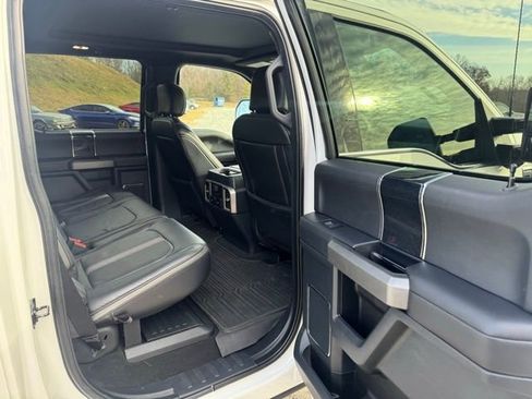 Used 2022 Ford F350 Platinum w/ FX4 Off-Road Package image 17