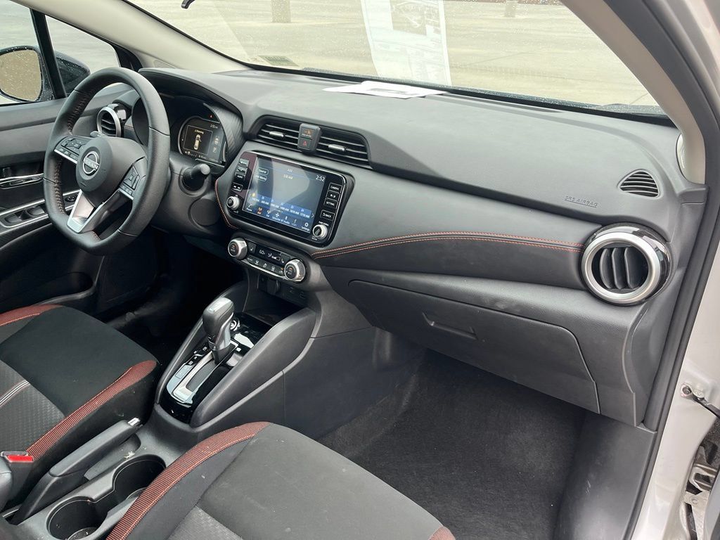 Used 2025 Nissan Versa SR w/ Trunk Package FWD image 15
