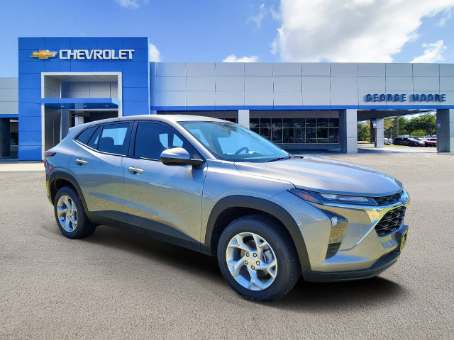 New 2026 Chevrolet Trax LS w/ LS Convenience Package FWD 360° Tour