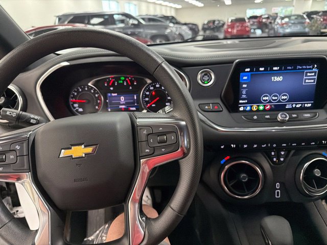 Used 2022 Chevrolet Blazer LT FWD image 18