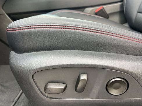 Certified 2024 Chevrolet Traverse RS w/ LPO, Floor Liner Package image 13