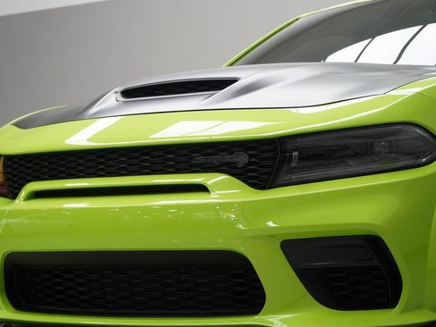 Used 2023 Dodge Charger SRT Hellcat w/ Harman/Kardon Audio Group image 2