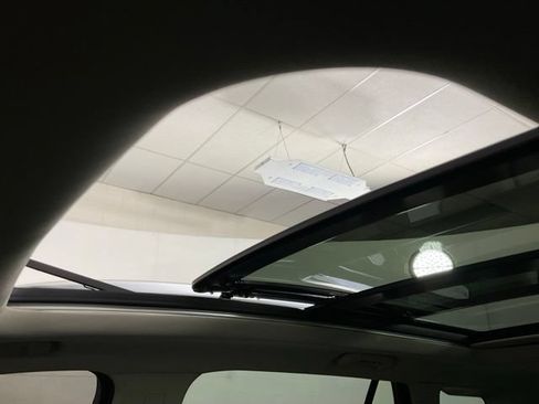 Used 2023 GMC Terrain Denali w/ LPO, Floor Liner Package AWD/4WD image 20