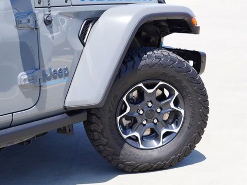 Used 2023 Jeep Wrangler Unlimited Rubicon 4xe w/ Steel Bumper Group AWD/4WD image 8