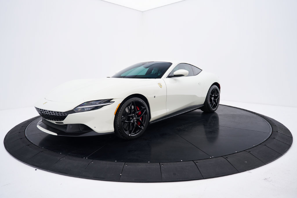 Used 2022 Ferrari Roma RWD image 12