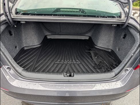 Certified 2018 Honda Accord Touring image 21