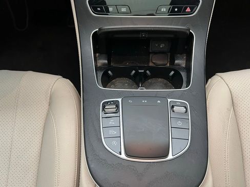 Used 2023 Mercedes-Benz E 350 4MATIC Sedan image 12