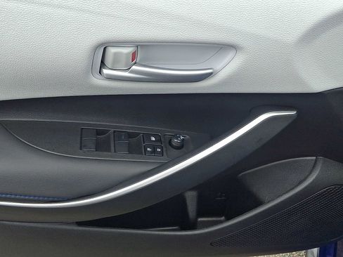 Certified 2022 Toyota Corolla SE w/ SE Premium Package image 15