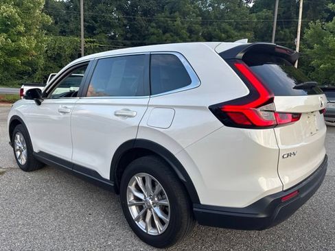 Used 2024 Honda CR-V EX image 5