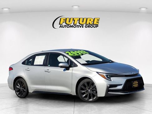 Used 2024 Toyota Corolla SE FWD image 1