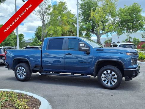 Used 2024 Chevrolet Silverado 2500 Custom w/ Custom Value Package AWD/4WD image 10