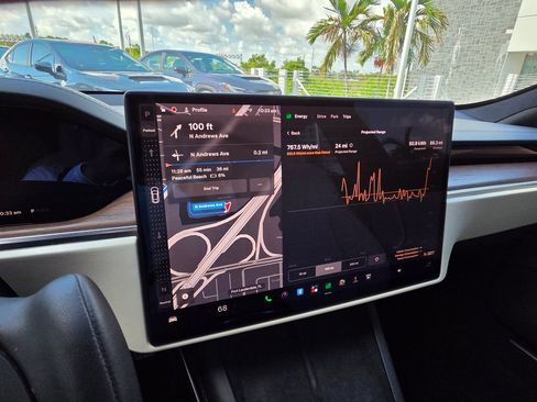 Used 2022 Tesla Model S AWD/4WD image 33