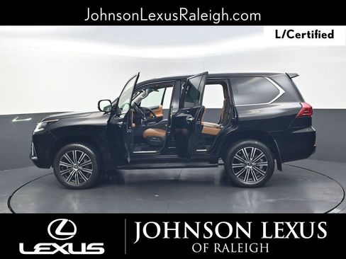 Used 2021 Lexus LX 570 4WD w/ Luxury Package image 37