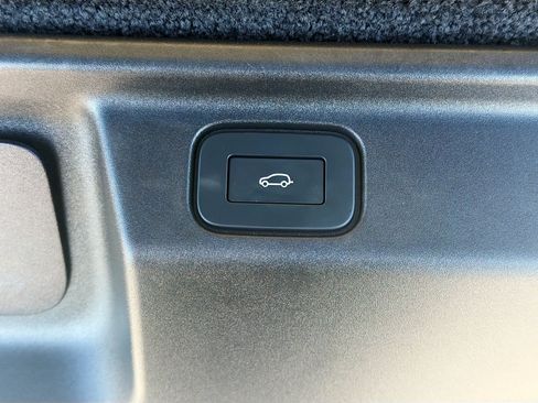 Used 2023 Land Rover Range Rover SE AWD/4WD image 48