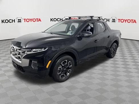 Used 2023 Hyundai Santa Cruz SEL Premium image 3