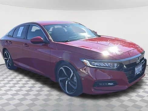 Used 2019 Honda Accord Sport image 3