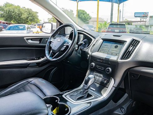 Used 2017 Ford Edge SEL w/ Equipment Group 201A FWD image 20