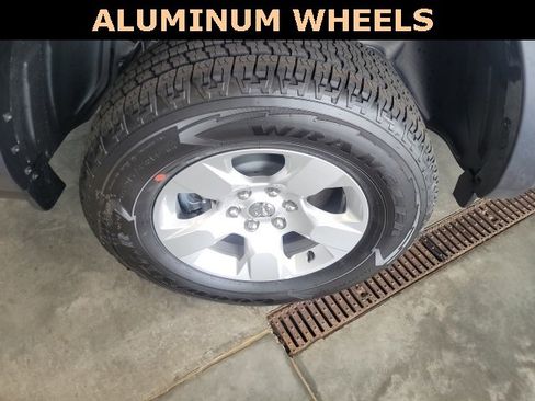 New 2025 RAM 1500 Big Horn image 13