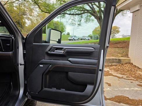 Used 2024 GMC Sierra 2500 AT4 w/ AT4 Preferred Package AWD/4WD image 55