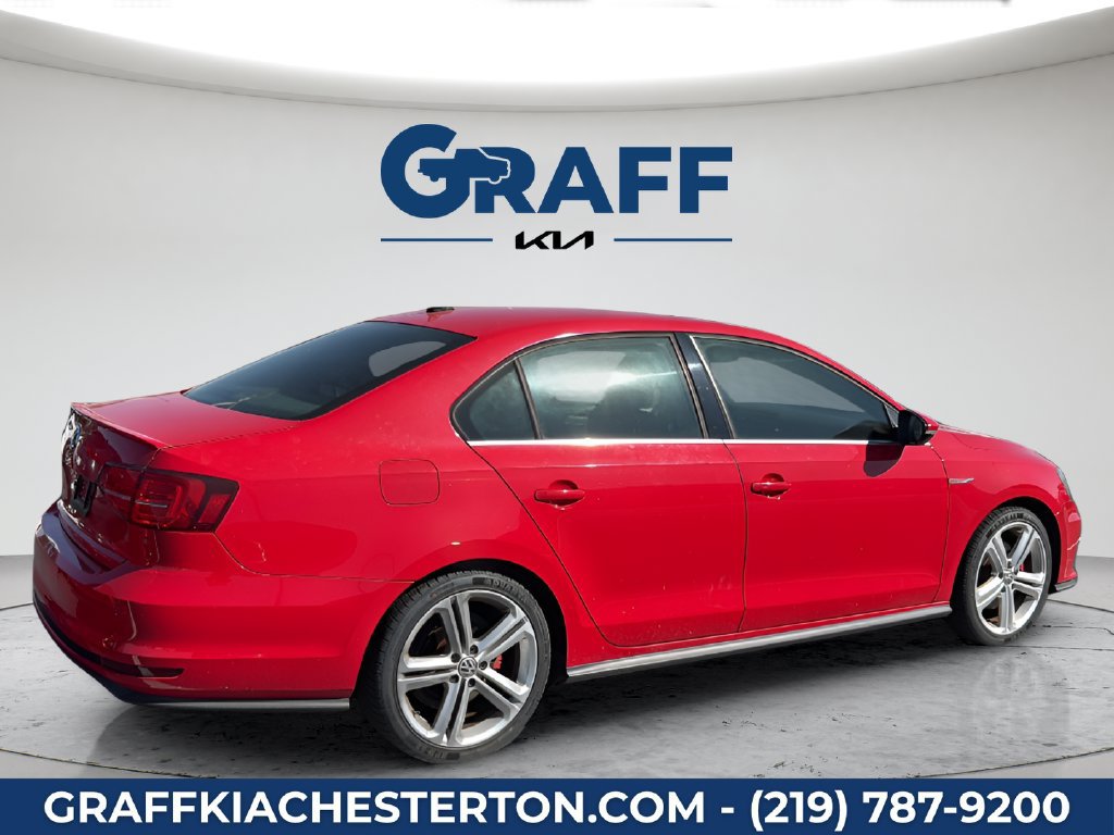 Used 2017 Volkswagen Jetta GLI FWD image 5