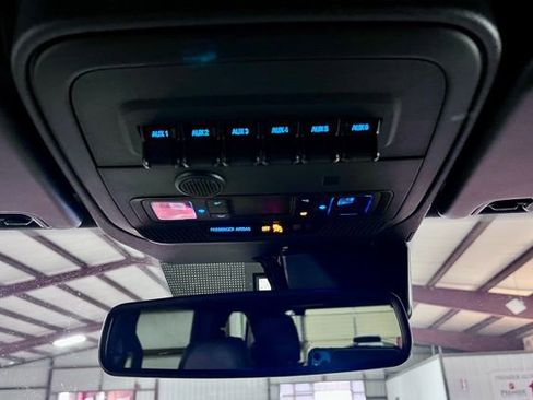 Used 2024 Ford Bronco Badlands AWD/4WD image 30