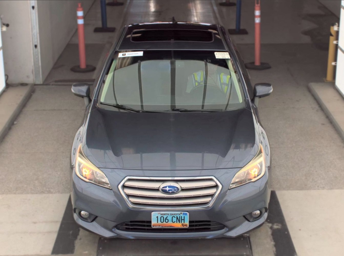 Used 2016 Subaru Legacy 2.5i Limited AWD/4WD image 2