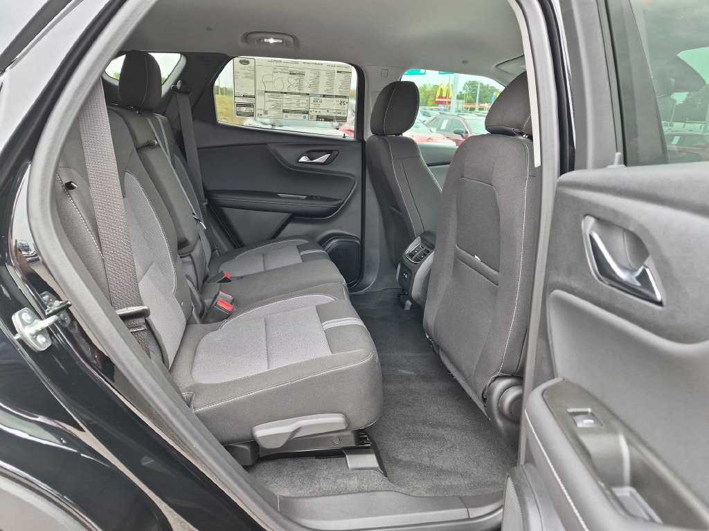 New 2026 Chevrolet Blazer LT w/ Convenience Package FWD image 32