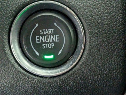 Certified 2025 GMC Acadia Elevation image 26