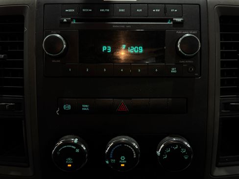 Used 2011 RAM 5500 2WD Regular Cab w/ ST Decor Group image 6