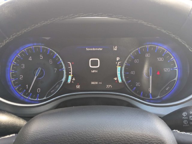 Used 2023 Chrysler Pacifica Touring-L w/ S Appearance Package FWD image 30