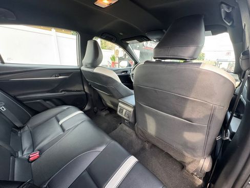 Used 2025 Toyota Camry SE FWD image 35