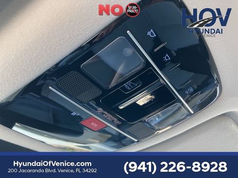 Used 2025 Hyundai Santa Fe Calligraphy FWD image 20