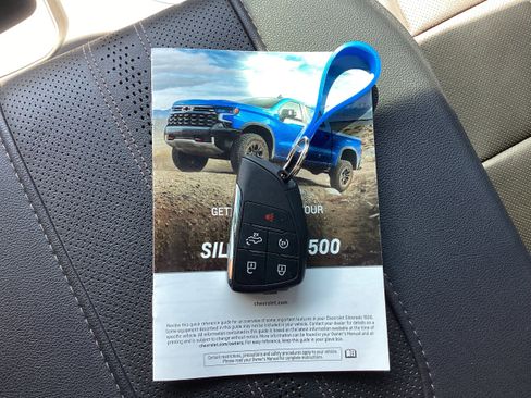 Used 2024 Chevrolet Silverado 1500 High Country image 21