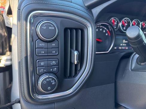 Used 2020 Chevrolet Silverado 1500 RST image 23