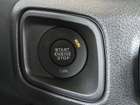 New 2026 Jeep Gladiator Willys AWD/4WD image 15