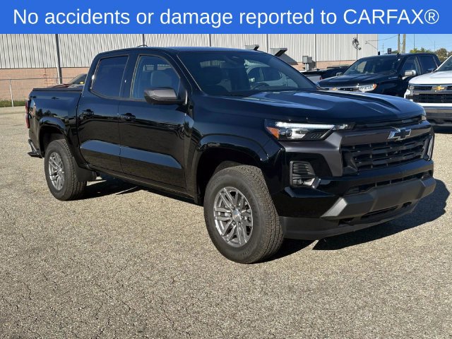 Used 2025 Chevrolet Colorado LT w/ LT Convenience Package AWD/4WD image 8