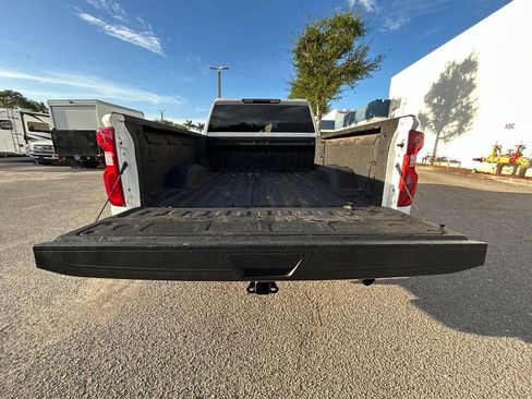 Used 2024 Chevrolet Silverado 2500 LT AWD/4WD image 34